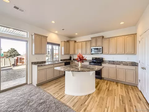 18241 E 47th Dr, Denver, CO 80249 photo 10