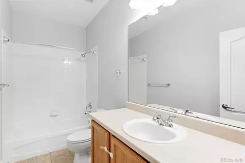 Bath - 7303 E 8th Pl, Denver, CO 80230 photo 3 of 4