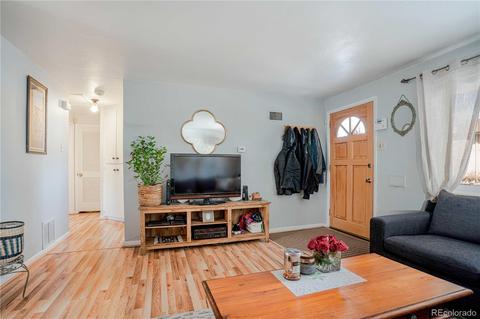 2120 E 27th Ave, Denver, CO 80205 photo 5