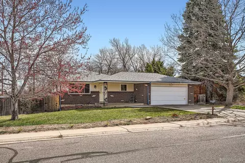 798 Xenophon St, Lakewood, CO 80401