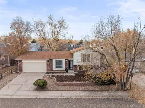8635 W Teton Ave, Littleton, CO 80128