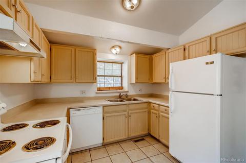 17540 E Grand Dr, Aurora, CO 80015 photo 7