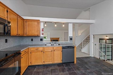 20083 E Wagontrail Ln, Centennial, CO 80015 photo 5