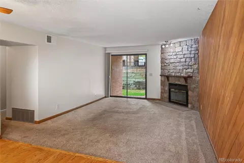 Living - 220 Wright St #103, Lakewood, CO 80228 photo 2 of 5