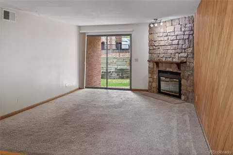Living - 220 Wright St #103, Lakewood, CO 80228 photo 3 of 5