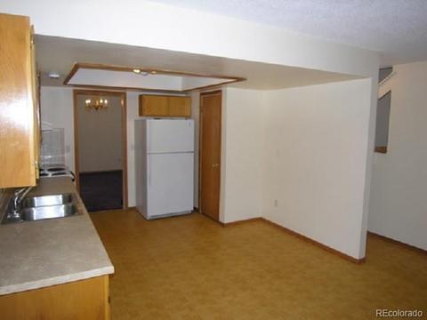 7932 E Bucknell Pl, Denver, CO 80231 photo 7