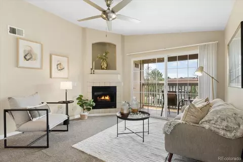 1425 S Galena Way #204, Denver, CO 80247