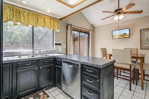 140 S Eagle Cir, Aurora, CO 80012 photo 12