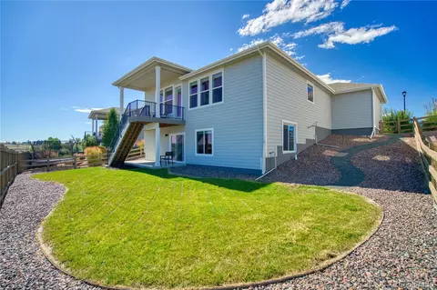 Exterior - 848 Lowrey Ln, Berthoud, CO 80513 photo 5 of 6