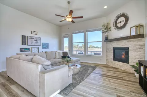 Living - 848 Lowrey Ln, Berthoud, CO 80513 photo 2 of 7