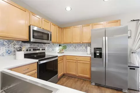 3045 E 110th Dr, Northglenn, CO 80233 photo 9