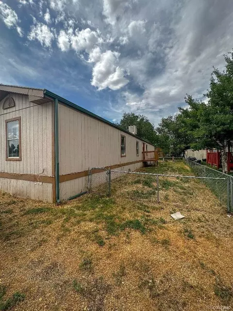 402 E Raven, Rangely, CO 81648 photo 2