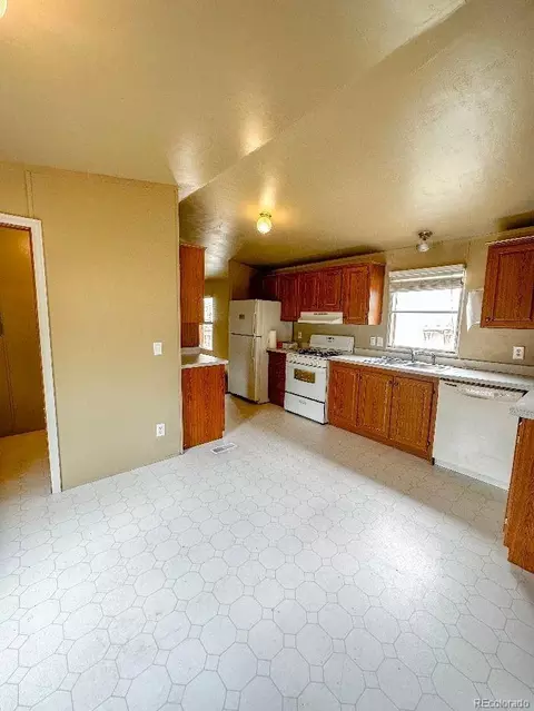 402 E Raven, Rangely, CO 81648 photo 6