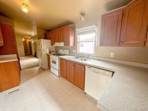 402 E Raven, Rangely, CO 81648 photo 5