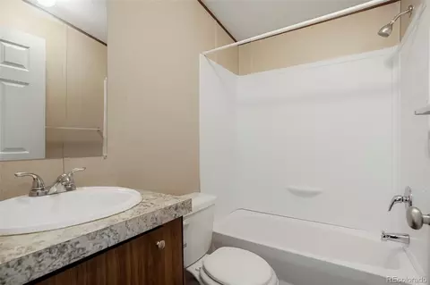 Bath - 1104 Macdavidson Cir, Dacono, CO 80514 photo 4 of 4