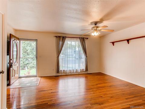 15619 E Atlantic Pl, Aurora, CO 80013 photo 2