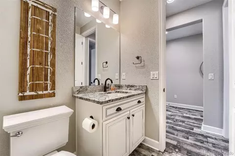 Bath - 12608 Eagle River Rd, Longmont, CO 80504 photo 7 of 7
