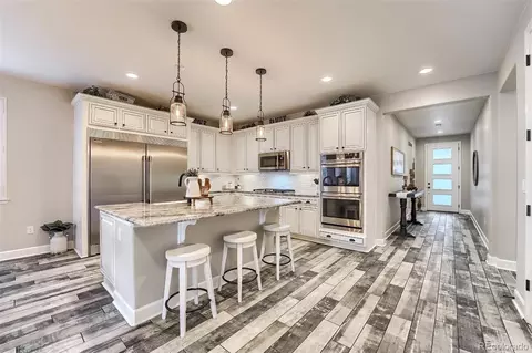 Kitchen - 12608 Eagle River Rd, Longmont, CO 80504 photo 1 of 5