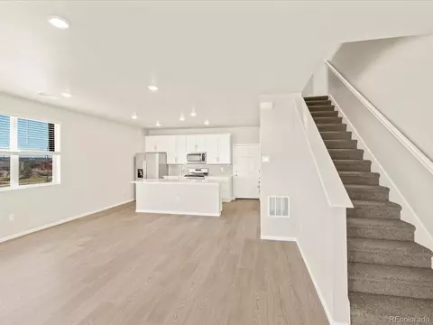 22290 E 8th Pl, Aurora, CO 80018 photo 2