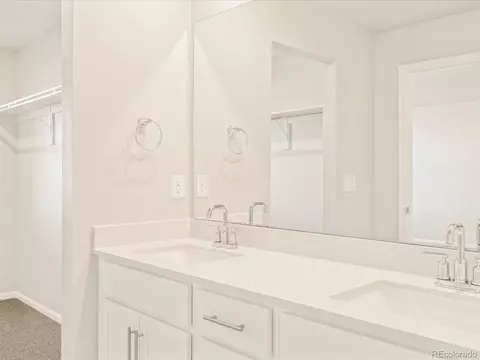 22290 E 8th Pl, Aurora, CO 80018 photo 21