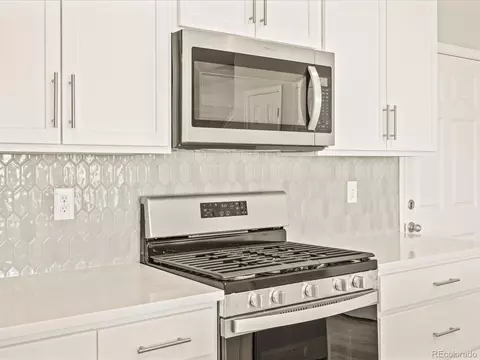 22290 E 8th Pl, Aurora, CO 80018 photo 10