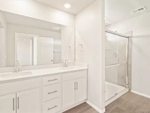 22290 E 8th Pl, Aurora, CO 80018 photo 17