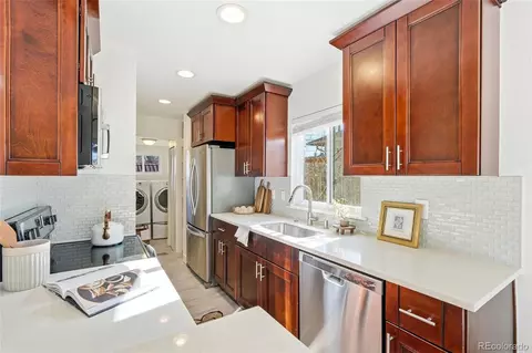 800 Perry St, Denver, CO 80204 photo 11