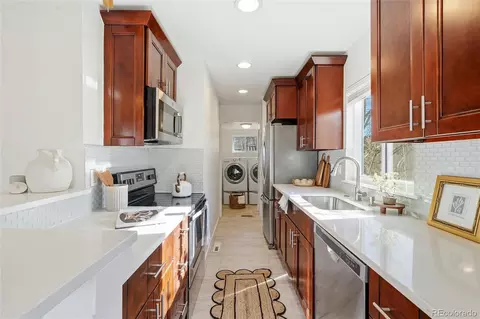 800 Perry St, Denver, CO 80204 photo 9