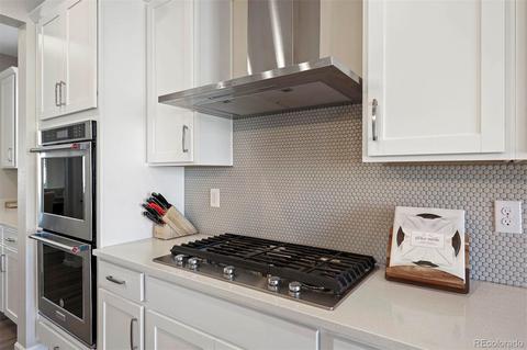 26883 E Ottawa Pl, Aurora, CO 80016 photo 9