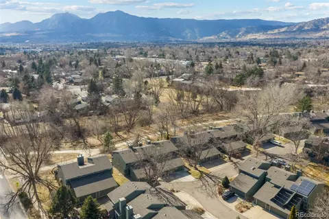 View/Area - 4258 Corriente Pl, Boulder, CO 80301 photo 2 of 6