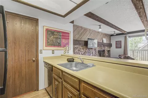 Kitchen - 107 Harris St #209, Breckenridge, CO 80424 photo 2 of 3