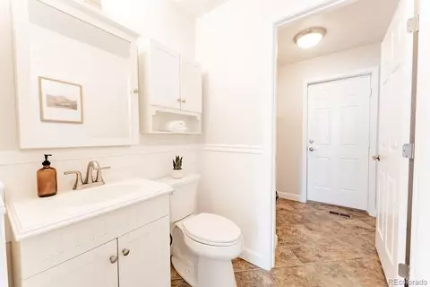 Bath - 3584 E 134th Pl, Thornton, CO 80241 photo 2 of 2
