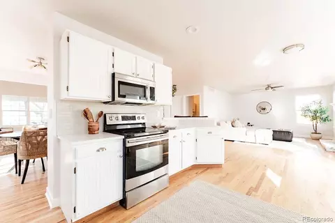 Kitchen - 3584 E 134th Pl, Thornton, CO 80241 photo 5 of 6