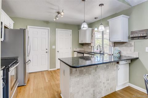 21225 E Powers Cir, Centennial, CO 80015 photo 8