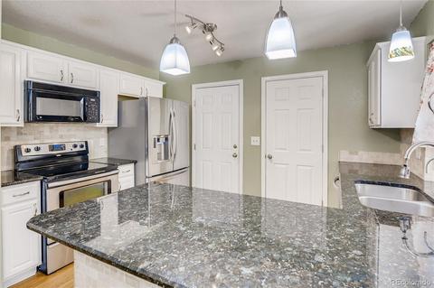 21225 E Powers Cir, Centennial, CO 80015 photo 9