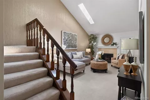 2558 S Vaughn Way #D, Aurora, CO 80014