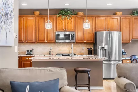 Kitchen - 24723 E Quarto, Aurora, CO 80016 photo 3 of 4