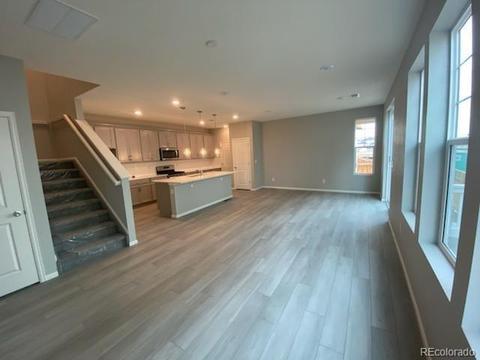 21392 E 60th Ave, Aurora, CO 80019 photo 2
