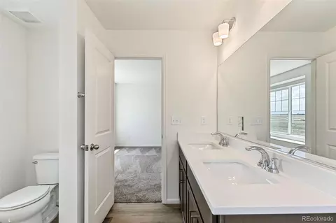 Bath - 1733 Bloom St, Brighton, CO 80601 photo 4 of 5