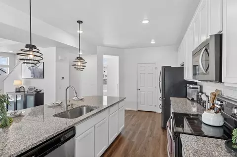 Kitchen - 13419 E 102nd Pl, Commerce City, CO 80022 photo 2 of 4