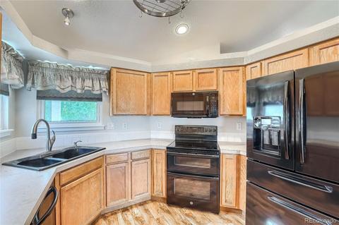 1532 Walnut St, Windsor, CO 80550 photo 9