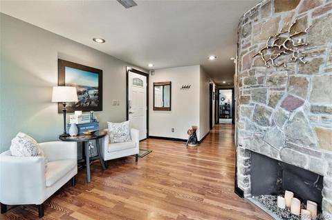 1330 Kipling St, Lakewood, CO 80215 photo 4
