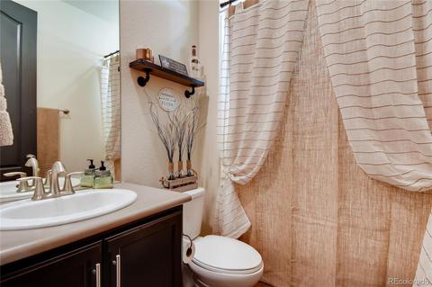 2430 E 160th Pl, Thornton, CO 80602 photo 12