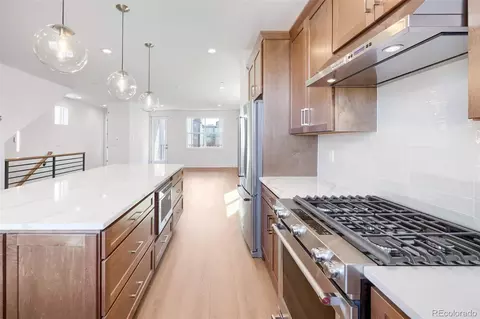 Kitchen - 10991 E Geddes Pl, Centennial, CO 80112 photo 2 of 3