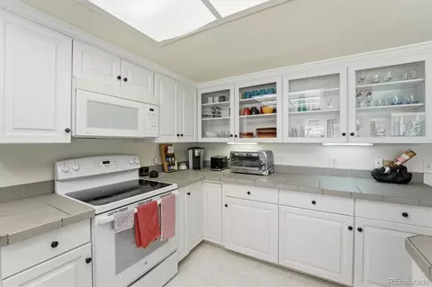 Kitchen - 11391 E Amherst Ct, Aurora, CO 80014 photo 3 of 3