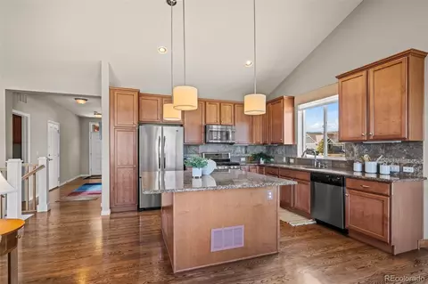 Kitchen - 400 Carter Dr, Lyons, CO 80540 photo 5 of 8