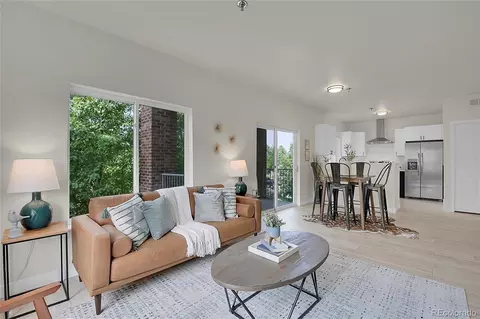 2895 W Riverwalk Cir #216, Littleton, CO 80123