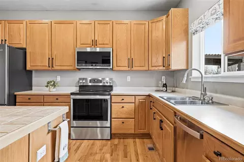Kitchen - 2788 E 132nd Cir, Thornton, CO 80241 photo 5 of 6