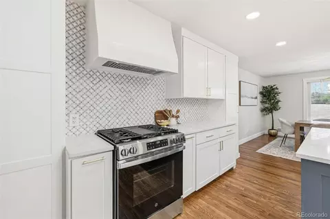 Kitchen - 6536 S Kit Carson St, Centennial, CO 80121 photo 6 of 6