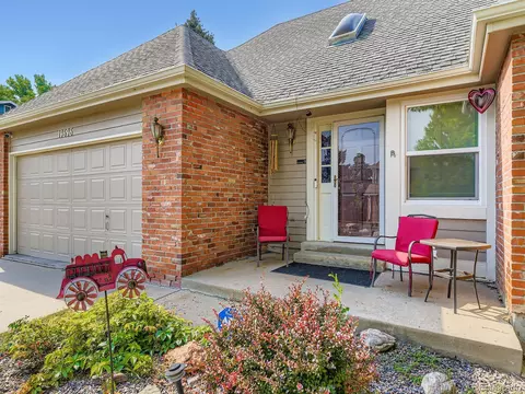 19696 Eldorado Dr, Aurora, CO 80013 photo 3